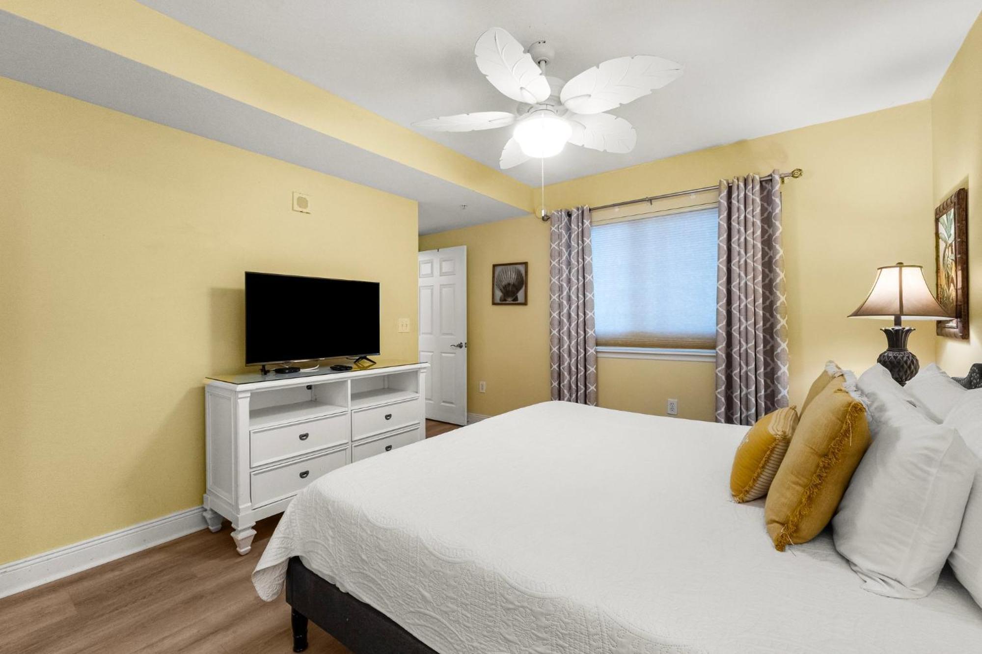 Beautiful Beachfront Paradise! Emerald Beach Resort Panama City Beach Extérieur photo