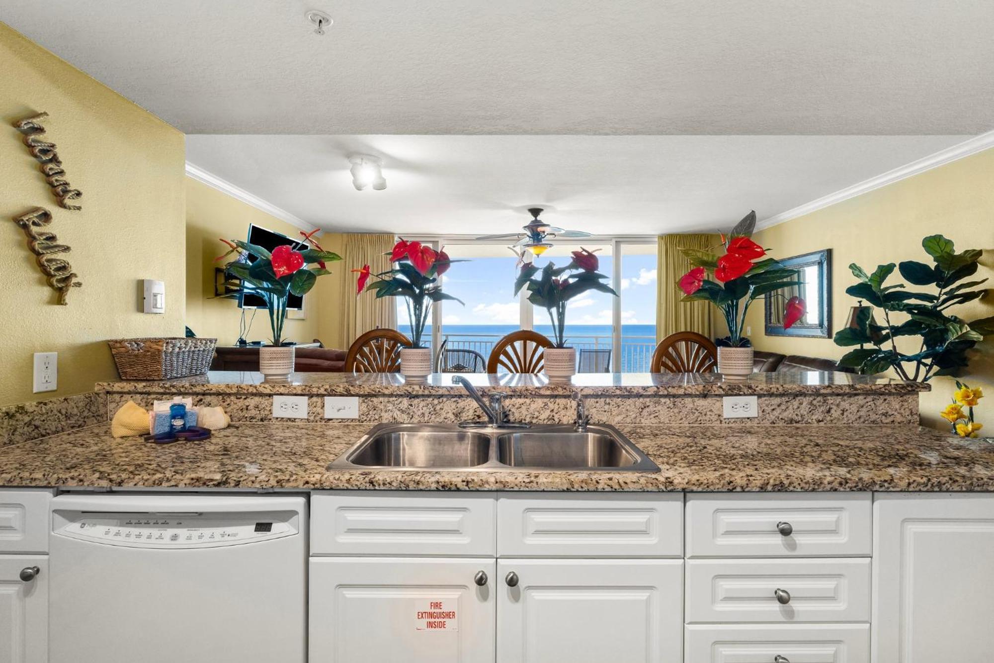 Beautiful Beachfront Paradise! Emerald Beach Resort Panama City Beach Extérieur photo