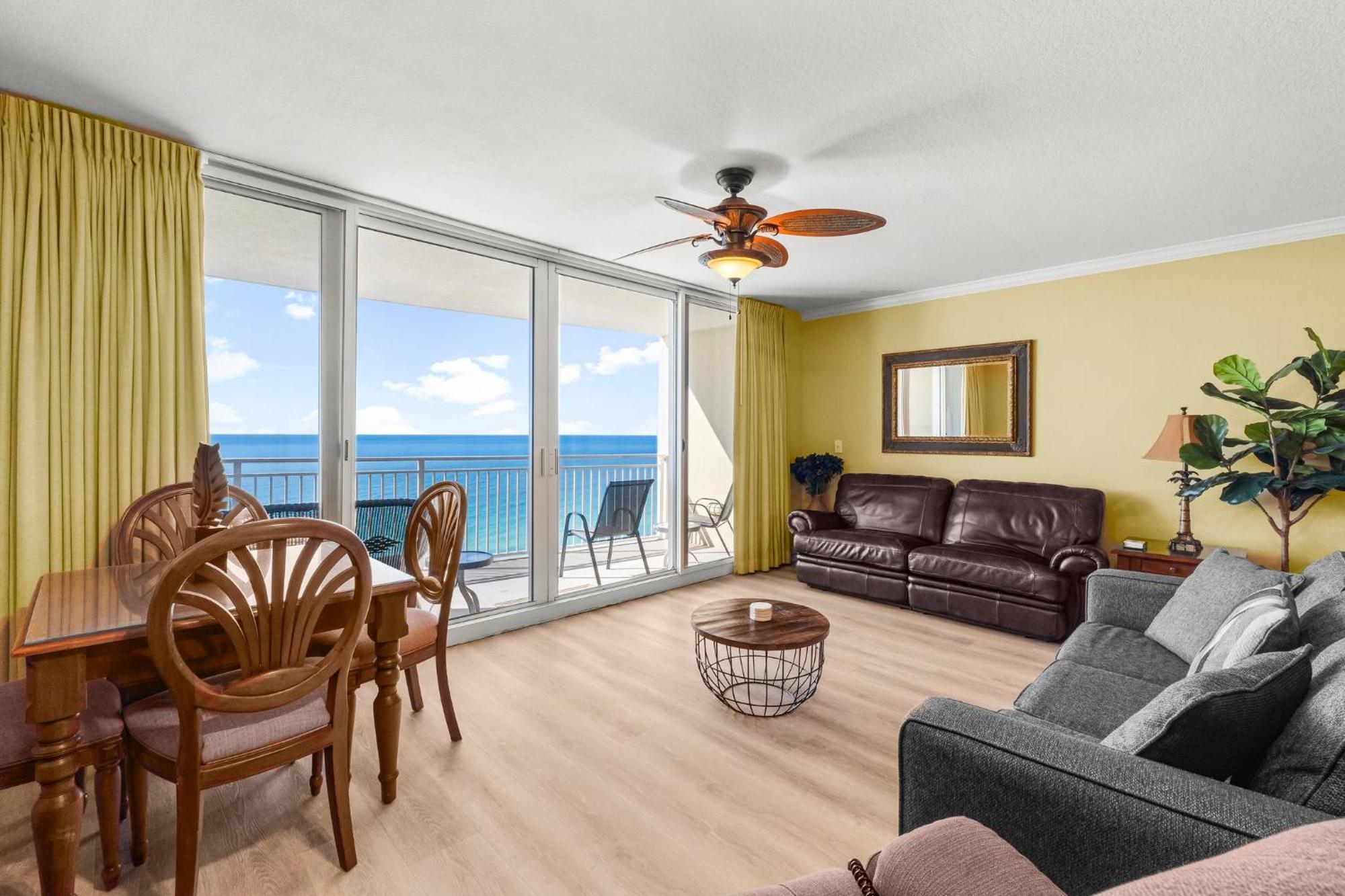 Beautiful Beachfront Paradise! Emerald Beach Resort Panama City Beach Extérieur photo